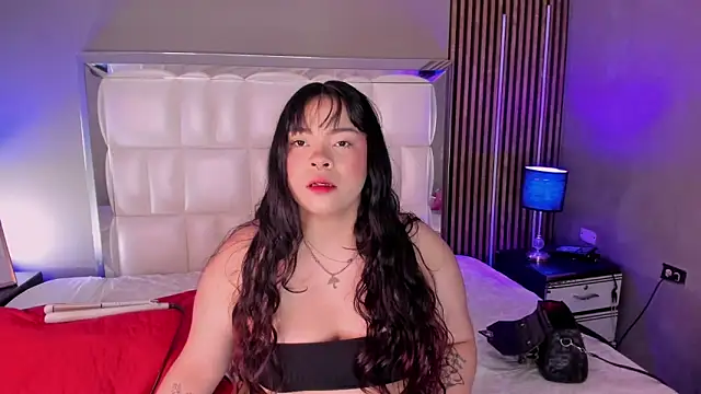 Snapshot of xCharlotte_20 chatting on February 22, 8:29 pm xCharlotte 20 online show from February 22, 8:29 pm