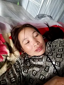 Evelyn-n online show from December 5, 6:55 am