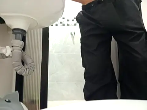 Snapshot of am_cvo1824 chatting on November 30, 9:08 pm am cvo1824 online show from November 30, 9:08 pm