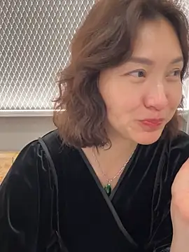 A-ZJunn online show from March 21, 7:13 am