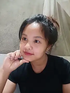 Snapshot of Pretty-haert chatting on June 7, 4:38 am Pretty-haert online show from June 7, 4:38 am