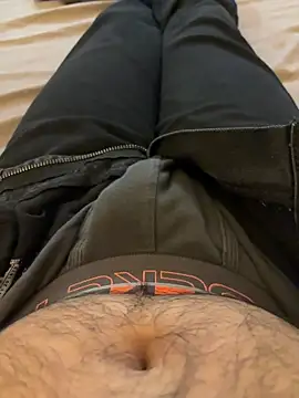 BlahNextDoor online show from December 15, 4:44 pm