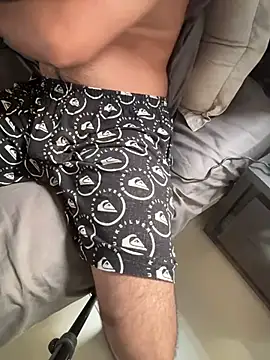 BlahNextDoor online show from July 8, 9:36 am