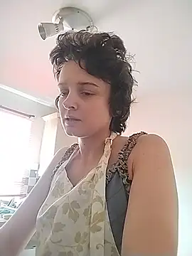 Snapshot of Amy01112 chatting on June 29, 2:28 pm Amy01112 online show from June 29, 2:28 pm