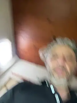 Snapshot of Petebulimia chatting on January 18, 4:33 pm Petebulimia online show from January 18, 4:33 pm