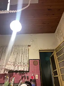 Snapshot of Petebulimia chatting on February 11, 5:01 am Petebulimia online show from February 11, 5:01 am