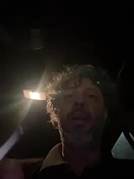 Snapshot of Petebulimia chatting on February 14, 3:03 am Petebulimia online show from February 14, 3:03 am