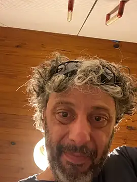 Snapshot of Petebulimia chatting on February 28, 10:22 pm Petebulimia online show from February 28, 10:22 pm