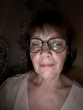 Snapshot of MichelleLove48 chatting on March 15, 8:37 pm MichelleLove48 online show from March 15, 8:37 pm