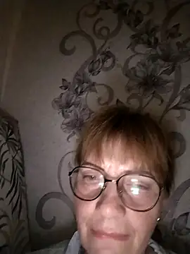 Snapshot of MichelleLove48 chatting on April 11, 8:57 pm MichelleLove48 online show from April 11, 8:57 pm