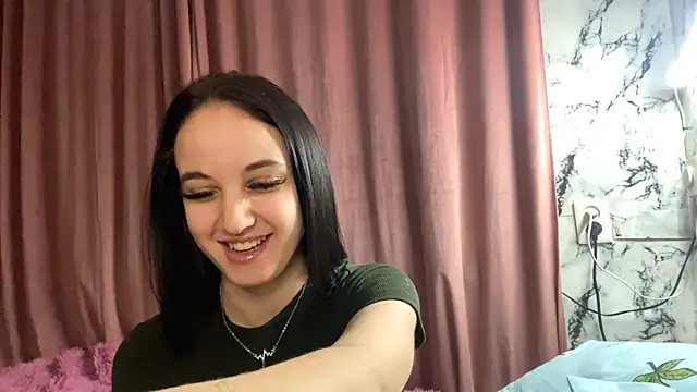 StacyHoyles online show from December 16, 10:42 am