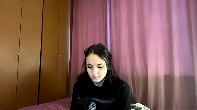 StacyHoyles online show from January 8, 10:17 am