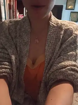 Snapshot of gatitachula93 chatting on July 5, 6:26 pm gatitachula93 online show from July 5, 6:26 pm