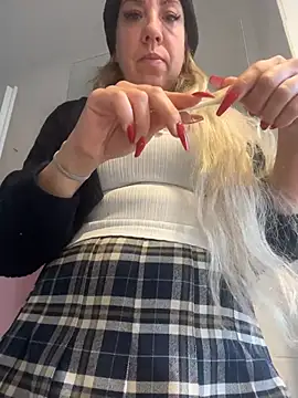 balkanmistress online show from December 14, 10:09 am