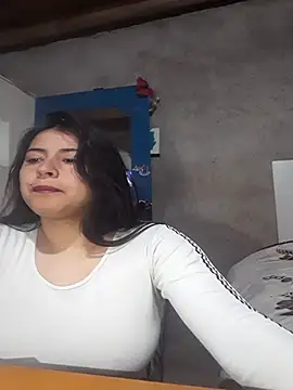 Estefanny Lolyy online show from June 15, 2:25 am
