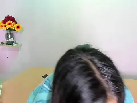 18teenssexy online show from January 10, 12:23 am