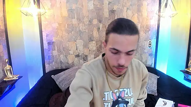 PatrickS25 online show from February 5, 4:17 am