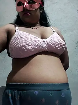 Curvy Chaaya online show from January 11, 4:28 am