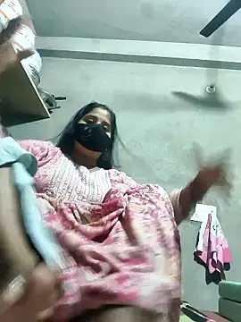 Curvy Chaaya online show from January 14, 3:45 am