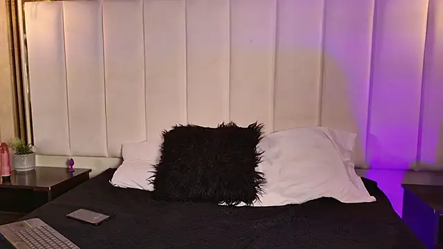 HannyJones online show from December 22, 12:46 pm