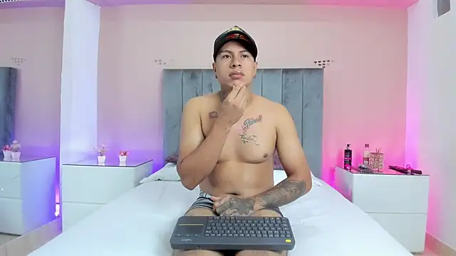 Snapshot of kaylaa_sex chatting on February 5, 1:16 pm kaylaa sex online show from February 5, 1:16 pm