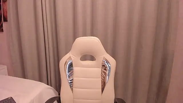 Miss dare online show from January 9, 10:18 am