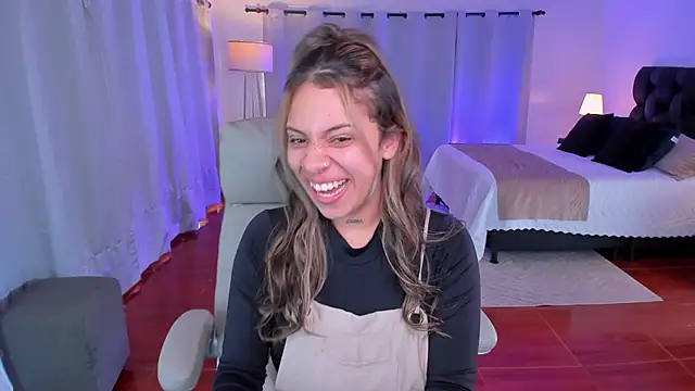 Zara Wolf  online show from February 12, 2:01 pm