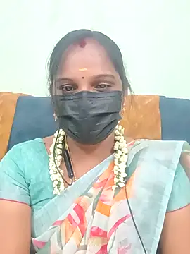 Snapshot of Tamil_Pallavi chatting on February 8, 4:54 pm Tamil Pallavi online show from February 8, 4:54 pm