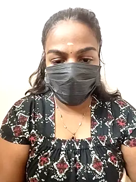 Snapshot of Tamil_Shara chatting on December 18, 4:35 pm Tamil Shara online show from December 18, 4:35 pm