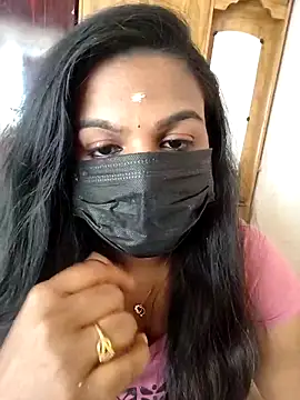 Snapshot of Tamil_Shara chatting on February 4, 9:15 am Tamil Shara online show from February 4, 9:15 am