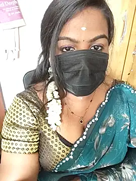 Snapshot of Tamil_Shara chatting on July 12, 8:49 am Tamil Shara online show from July 12, 8:49 am