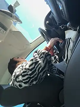 SiennaLuxexx online show from February 12, 11:49 am