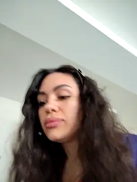 SiennaLuxexx online show from April 6, 10:38 am