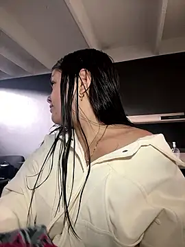 Snapshot of Camila_Duarte2 chatting on January 12, 1:16 pm Camila Duarte2 online show from January 12, 1:16 pm