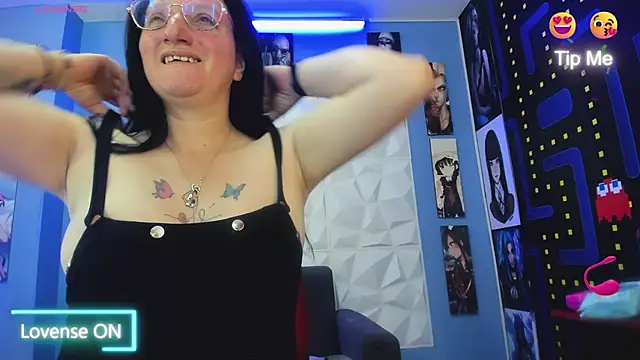 Andre cloefoxx  online show from December 21, 3:57 am