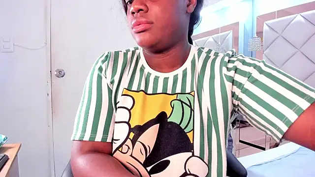 liarosee11 online show from January 13, 9:53 pm