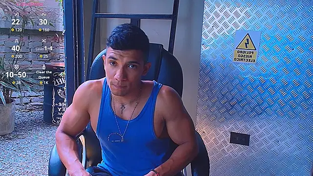 IAN KNOX online show from December 21, 7:10 pm