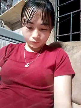 Snapshot of Maiphu34 chatting on May 15, 12:56 pm Maiphu34 online show from May 15, 12:56 pm