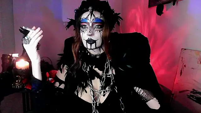 EmpressMorrigan online show from December 17, 9:59 am