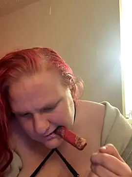 ivylynn420 online show from December 2, 5:24 am