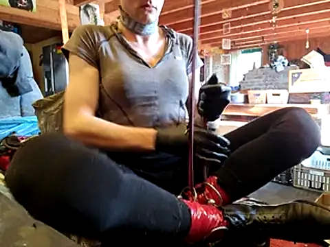 laaralatexxa BDSM online show from March 26, 2:11 pm