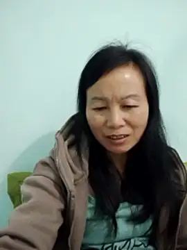 Snapshot of Lili-123k chatting on December 18, 8:48 pm Lili-123k online show from December 18, 8:48 pm