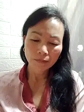 Snapshot of Lili-123k chatting on January 7, 10:45 pm Lili-123k online show from January 7, 10:45 pm