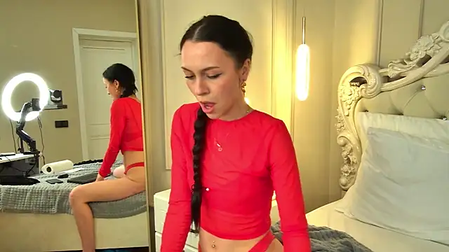 MonicaMercer online show from March 12, 8:42 am