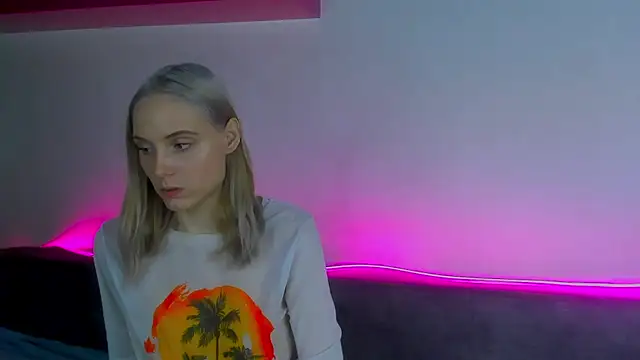 Gina Gina love online show from December 5, 8:12 am