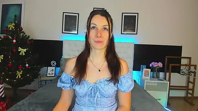 KiraNeeww online show from January 8, 6:59 am