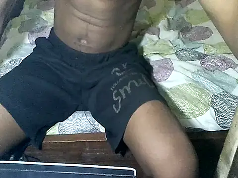 Snapshot of londanirc chatting on February 1, 9:13 pm londanirc online show from February 1, 9:13 pm