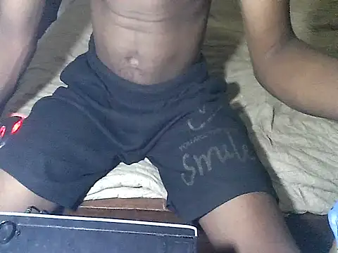 Snapshot of londanirc chatting on February 17, 8:26 pm londanirc online show from February 17, 8:26 pm