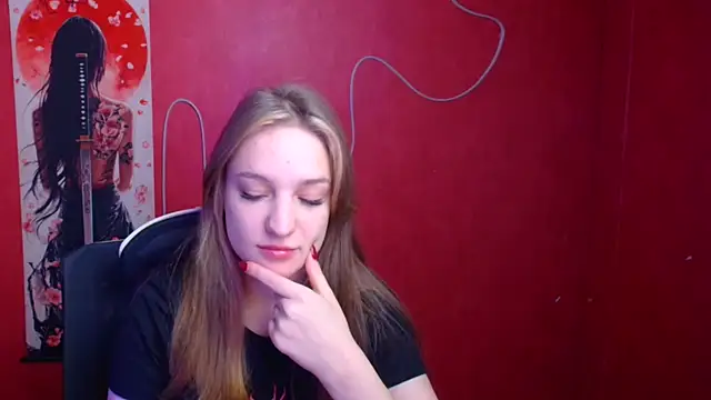 Katie Rosiee online show from December 17, 12:22 pm