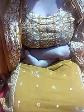 hottyrose69 online show from January 14, 4:18 am